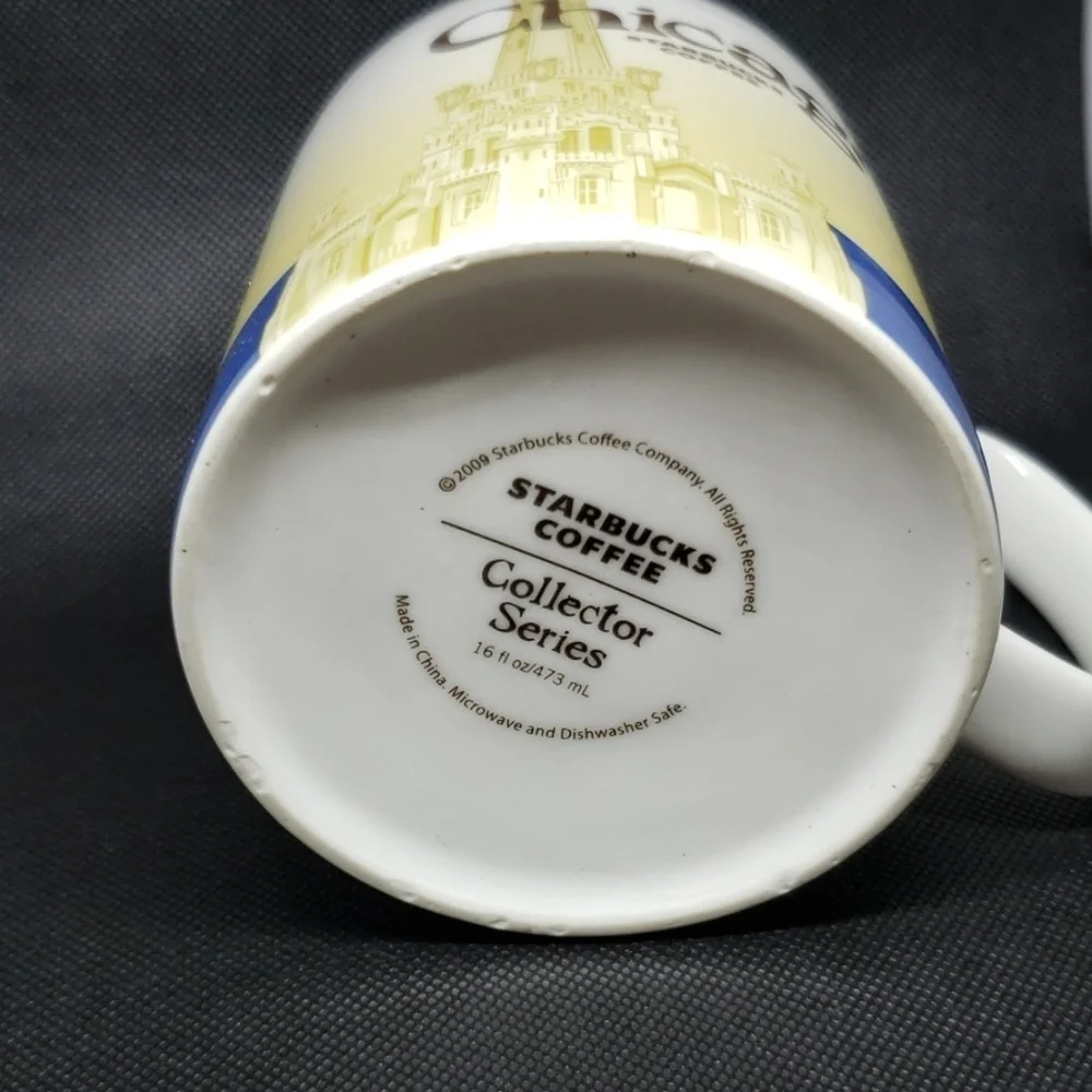 Starbucks 16fl.oz Chicago collectible mug